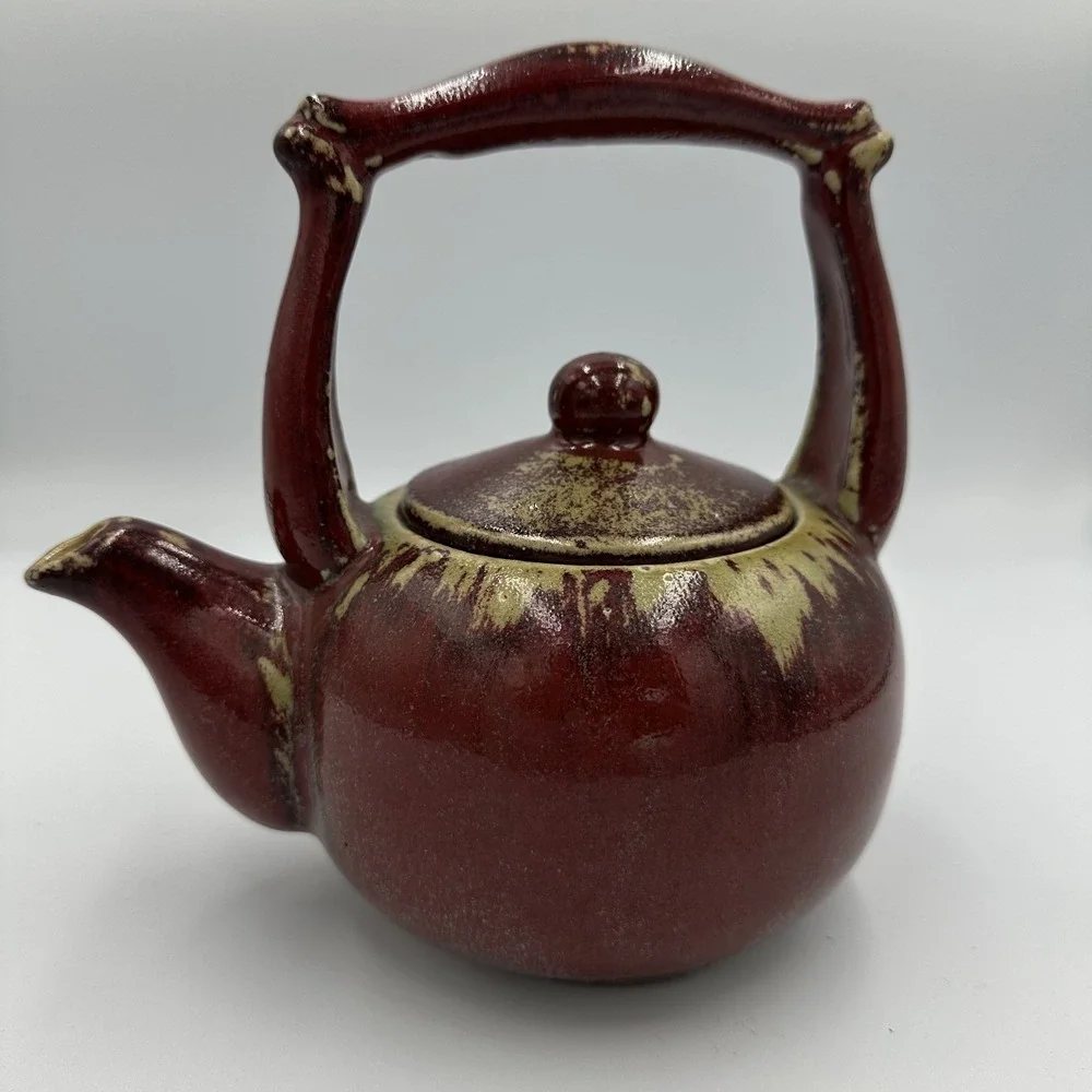 Designpac Ceramic Teapot Red Glaze Rustic Vtg Unique Collectible Signed A24A42‎